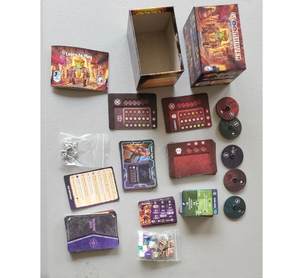 Мрачная гавань: Пуговицы и Жуки (Gloomhaven: Buttons & Bugs)