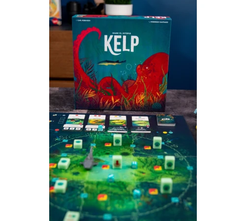 Водоросли: Акула против Осьминога (Kelp Shark vs Octopus)